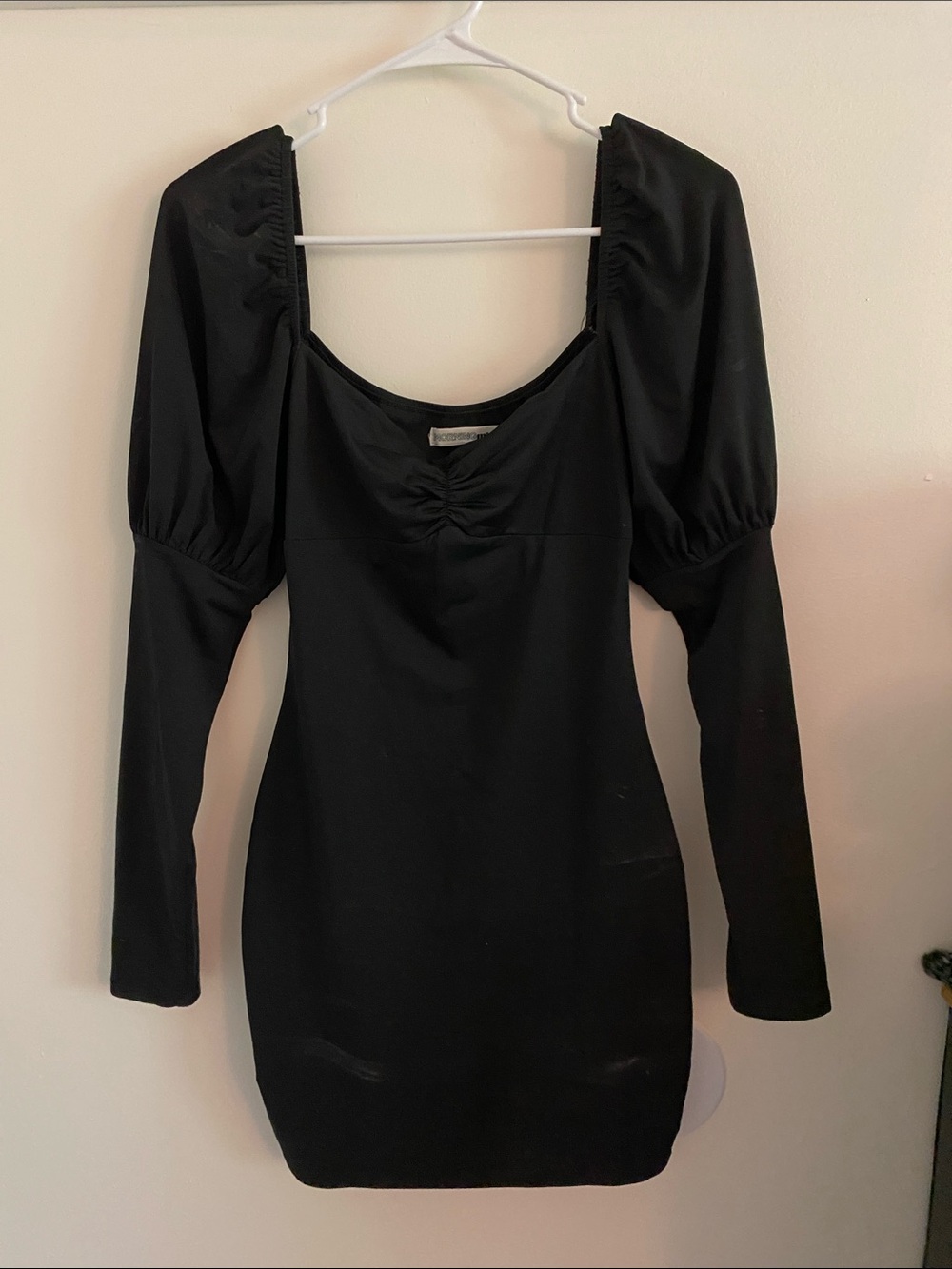 Black Long-Sleeve Puff-Sleeve Mini Dress